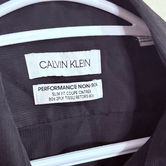 Calvin Klein Black Textured Non Iron Dress Shirt Classic Formal Style - Picture 2 of 5